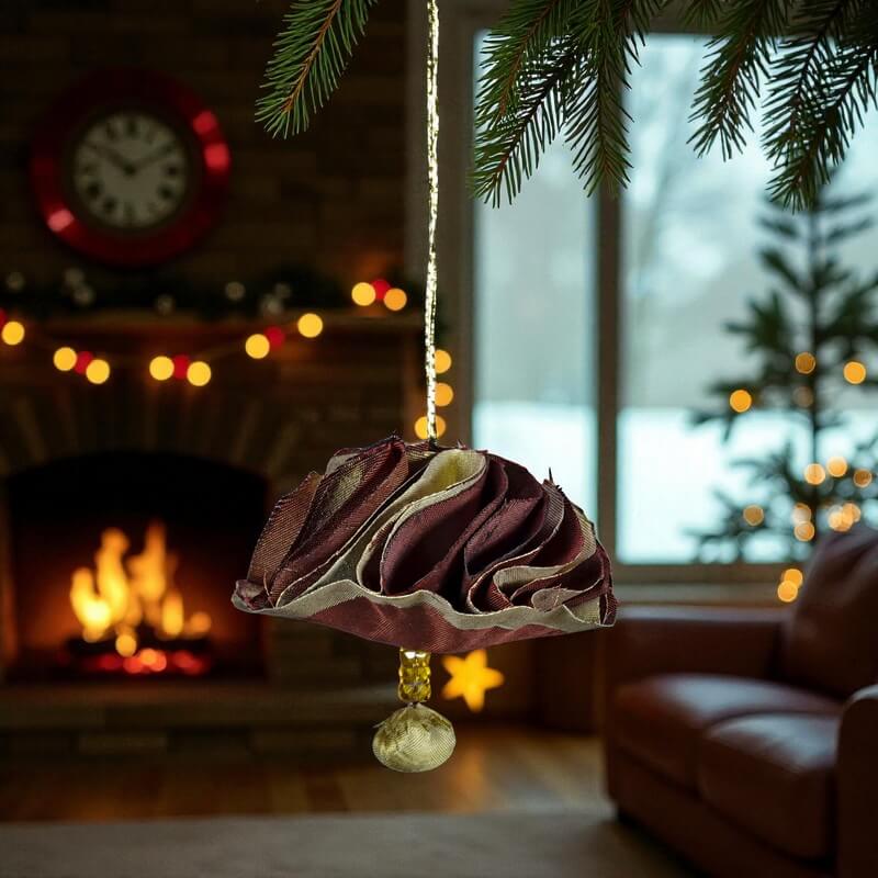 Éclat de Soie – Décoration de Noël en soie upcyclée