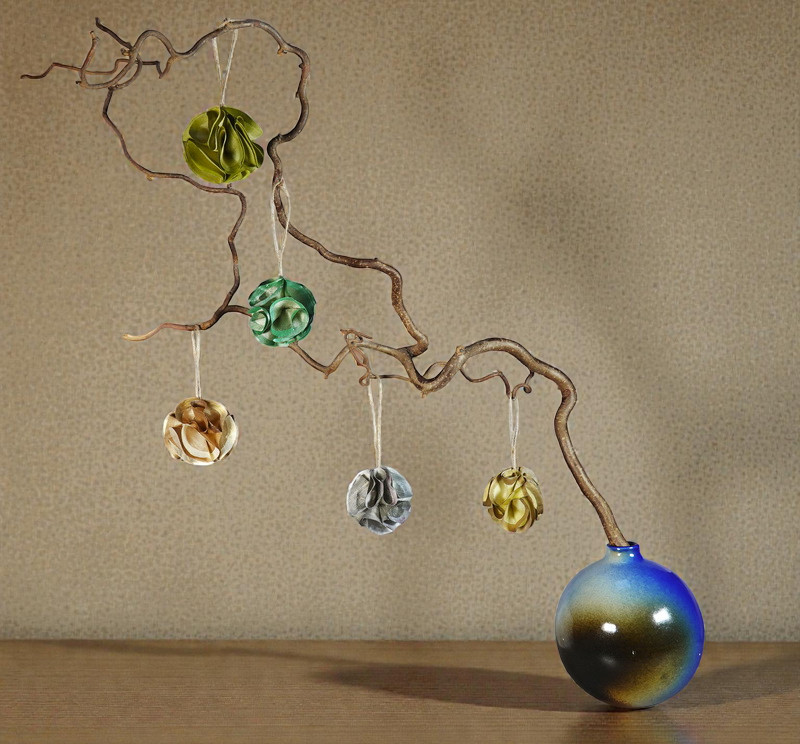 Perle de Noël en soie vert anis – Image 2