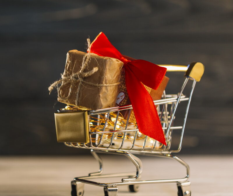 Noël et ses traditions : cadeaux, caddies pleins et bonnes intentions